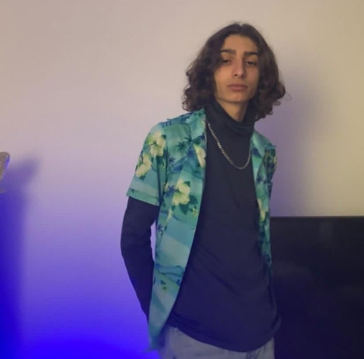 Yacin, 22 ans, Yèvre-la-Ville